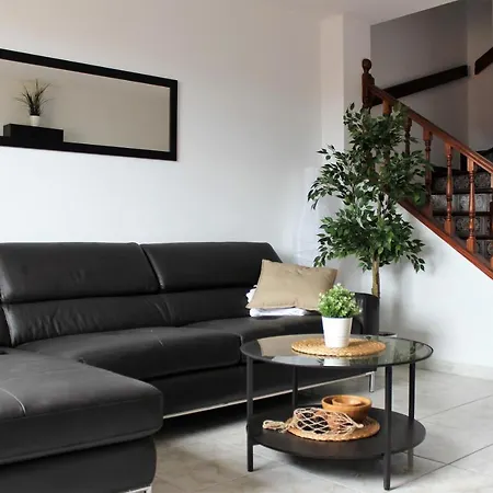 Luxury House In Apartment *